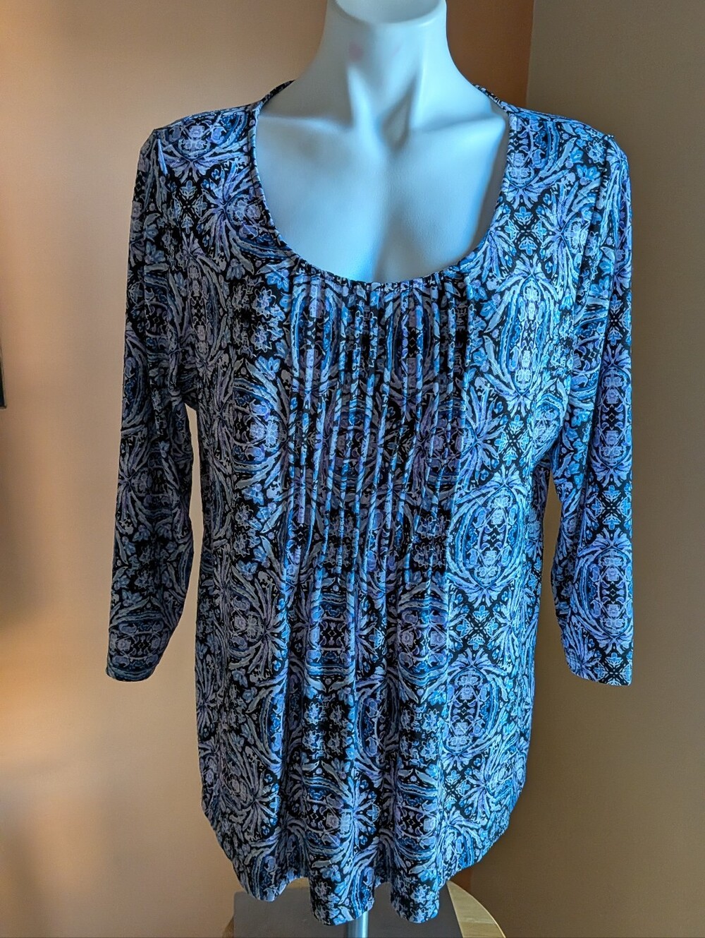 Bundles Of 6 Assorted Women’s Tops - Blue Floral & Mixed Colors Size Xl